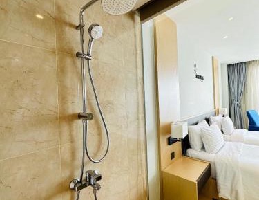 Standard Twin Room with Sea View