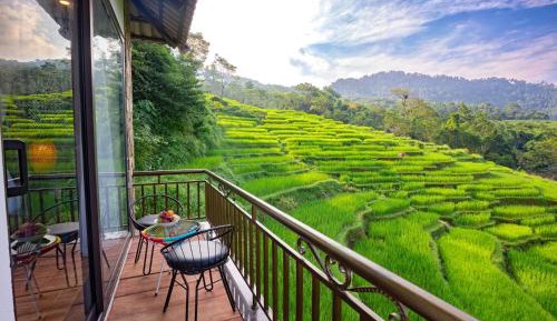 Deluxe Double Room with Balcony