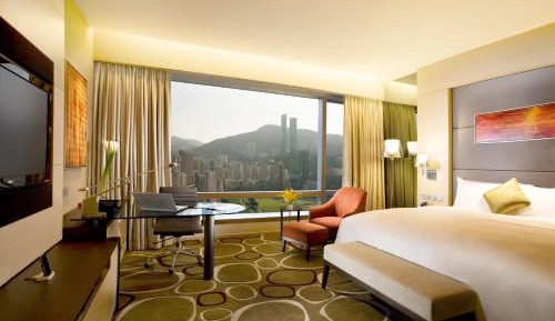 Premium King Room with Racecourse View 