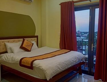 Standard Queen Room