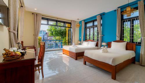 Twin Room with Balcony