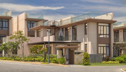 Premier Garden Pool 4-Bedroom Villa