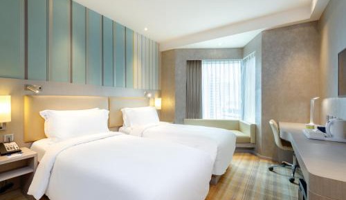 High Floor Standard Twin Room