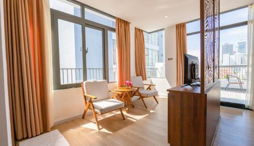 King Suite with Balcony