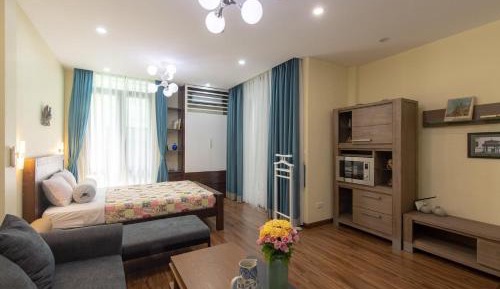 Studio Apartment