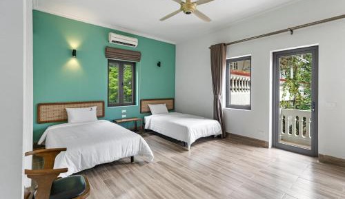 Superior Double or Twin Room with Mountain View