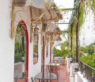 Standard Studio