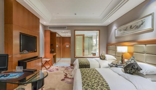 Executive Twin Smoking Room
