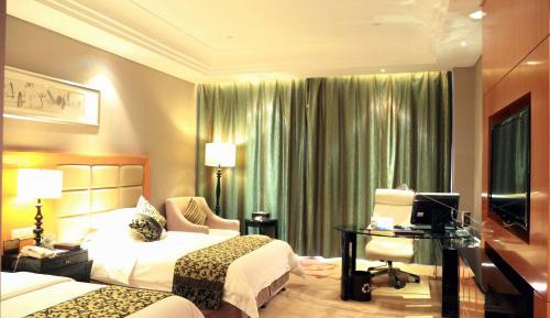 Deluxe Twin Smoking Room