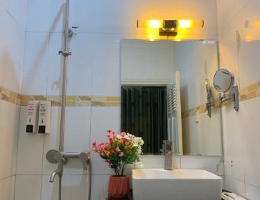 King Room with Garden View