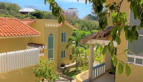 Villa with Garden View