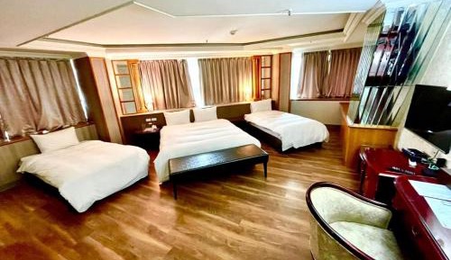 Deluxe Quadruple Room