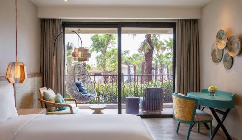 Premium Room