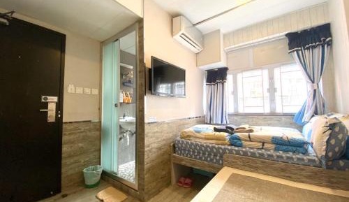Deluxe Family Room