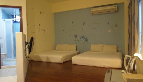 Japanese-Style Quadruple Room