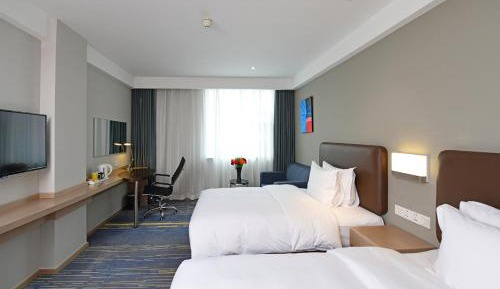 Standard Twin Room with Extra Floor Space