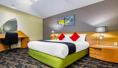 Queen Suite