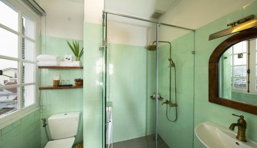 Twin Room with City View