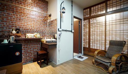 Deluxe Double Room with Shower