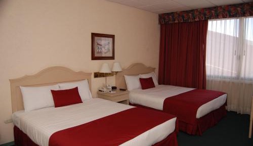 Triple Room with City View - Non-Smoking