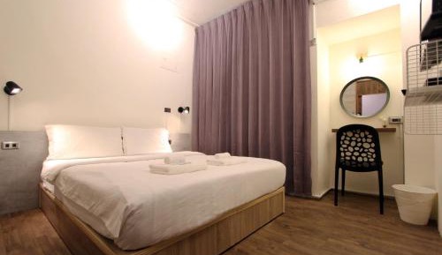Double Room with Shared Bathroom