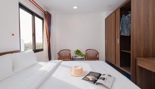 Large Twin Room