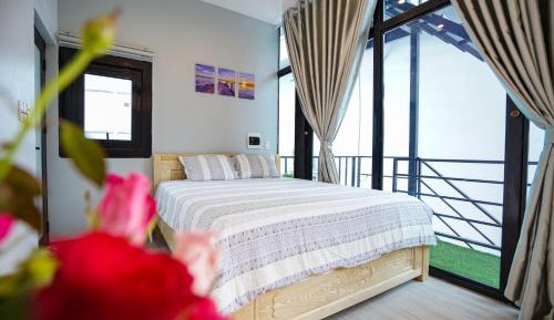 Deluxe Queen Room