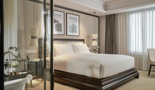 Premium King Room