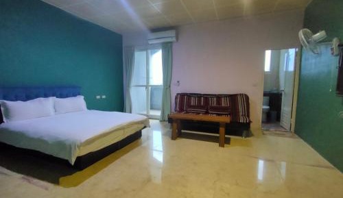 Large Double Room