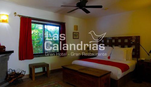 Deluxe Room (2 Adults + 1 Child)