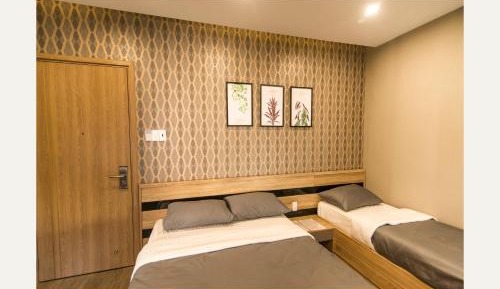 Studio (3 Adults)