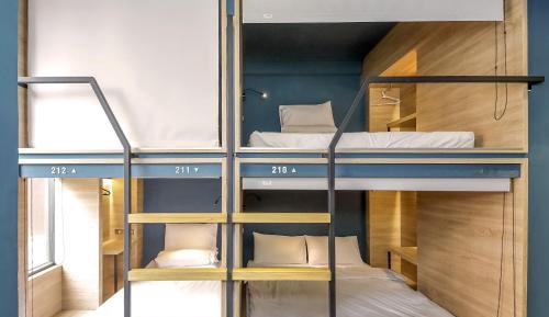 Capsule Single Room - Mix Dormitory Room