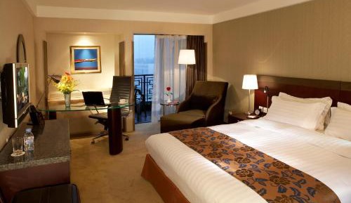 Business King Room