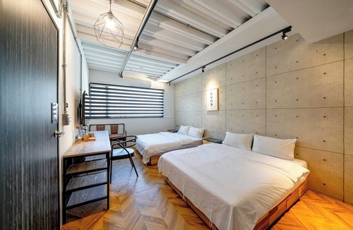 Hualien City Centre House | Blue House