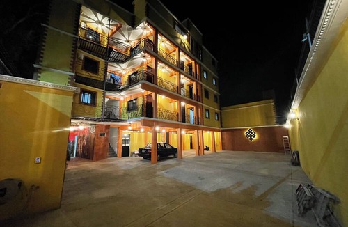 Tepotzotlan Hotel | SUITES EJECUTIVAS ALCANFORES