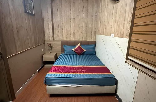 Hoang Mai Hostel | Phuong Dong Hostel 1 HN - by BAY LUXURY