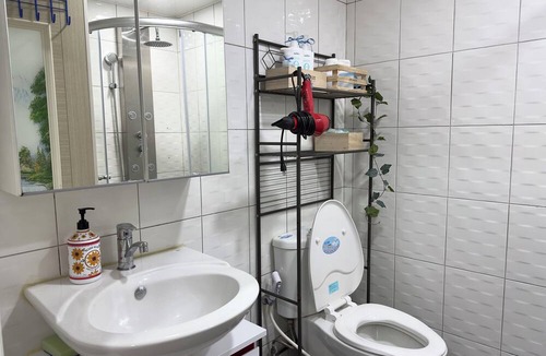 Wanhua Bed & Breakfast | 6minMRT/FreeParking/6people/4beds/Full kitchen