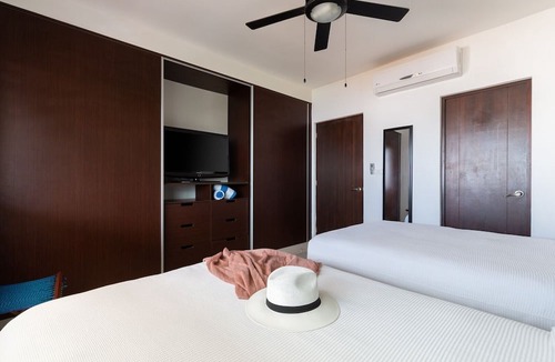 Gonzalo Guerrero Resort | Surf Serene 3 Bedrooms | 3.5 Baths | 7 Guests