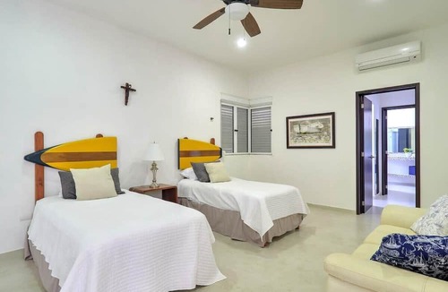 Ixil House | Tranquil Beach Escape, Pool, BBQ, Smart TVs