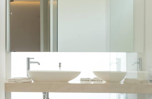 Romantic Zone Apartment | Pier 57-601 - Chic 1 bed 2 bath Best Ocean Views Zona Roman