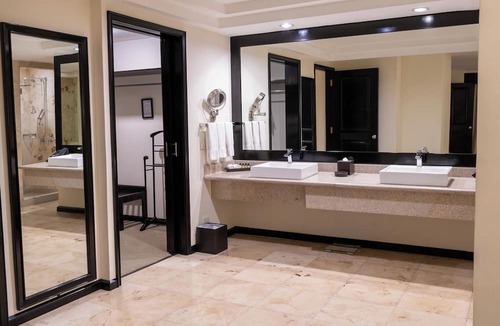 Zona 11 Hotel | Tikal Futura Hotel & Convention Center