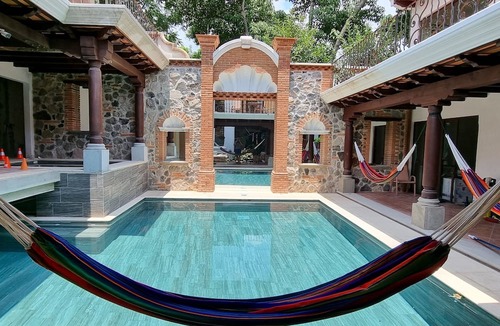 Antigua Guatemala Apartment | Apartamentos Los Nazarenos ROOM 8-3 - heated swimming pool, jacuzzi and gym