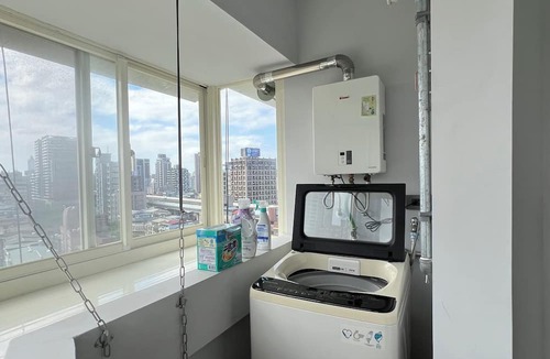 Daan Apartment | Zhongxiao Fuxing High-Rise View Apartment - Three Rooms, Two Bathrooms