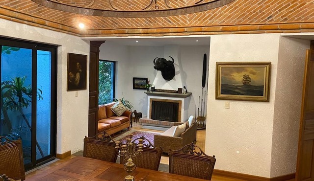 IDEAL HOUSE FOR GROUPS OR FAMILIES IN A HISTORIC AND WOODED AREA