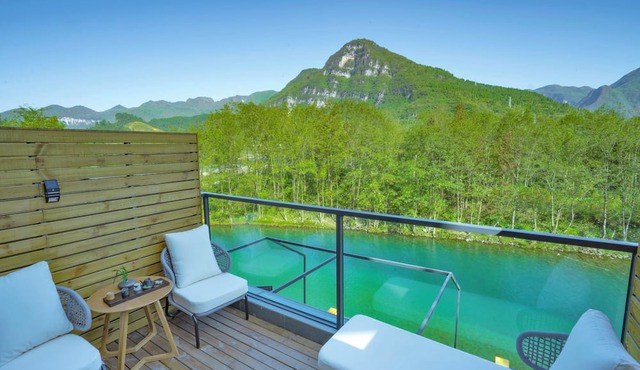 Fanjing Mountain Xingyi Yunshe Homestay