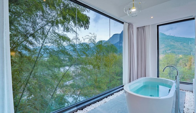 Fanjing Mountain Xingyi Yunshe Homestay