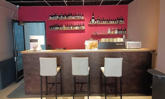 Donghe Hostel | DANIEL CAFE